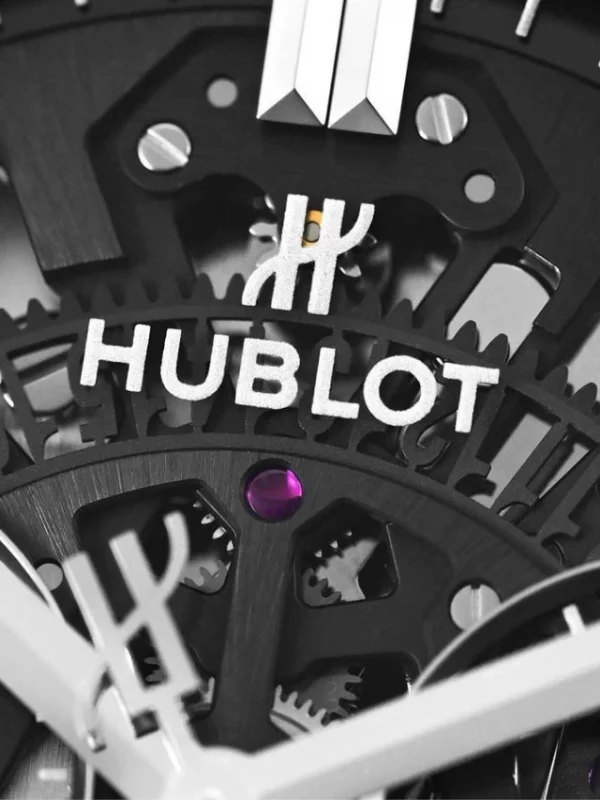 Hublot Hublot Classic Fusion Aerofusion Titanium 525.NX.0170.LR