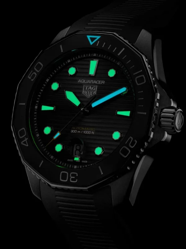 Tag Heuer Aquaracer Professional 300 Date WBP201A.FT6197