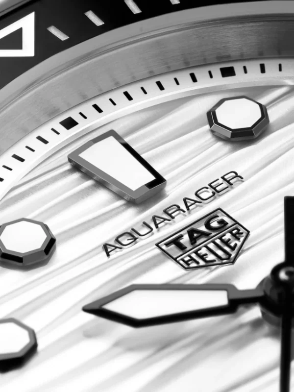 Tag Heuer Aquaracer Professional 300 Date WBP231C.BA0626