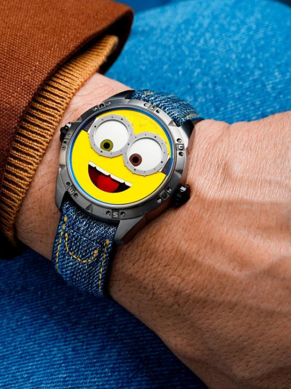 Minions Titanium Wristwatch