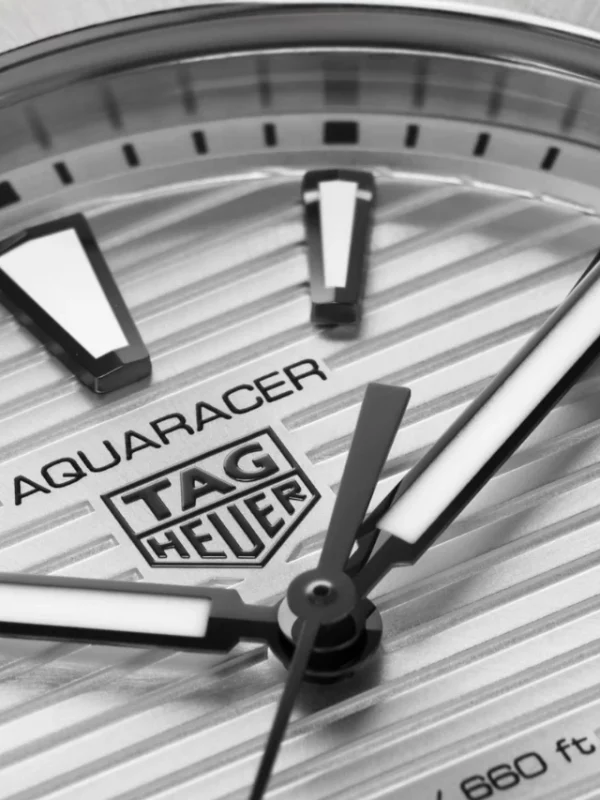 Tag Heuer Aquaracer Professional 200 Solargraph WBP1111.BA0627