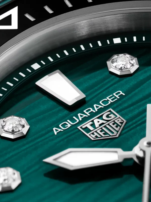 Tag Heuer Aquaracer Professional 300 Date WBP231G.FT6226