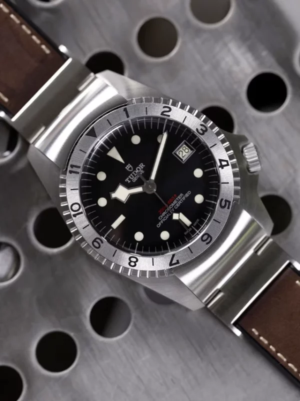 Tudor Black Bay P01 M70150-0001