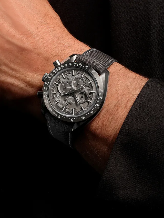Omega Speedmaster Dark Side Of The Moon 310.92.44.50.06.001