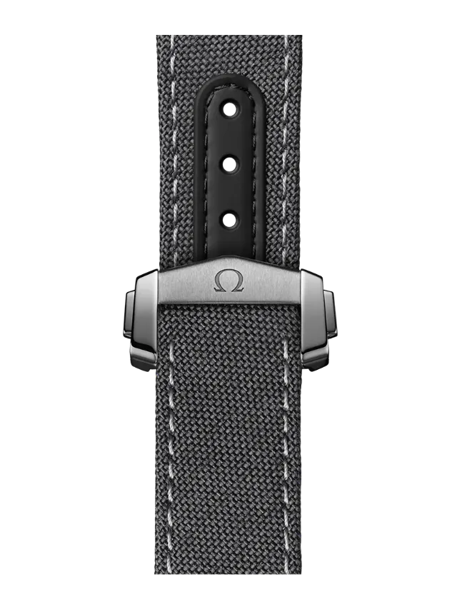 Omega Speedmaster Dark Side Of The Moon 310.92.44.50.06.001